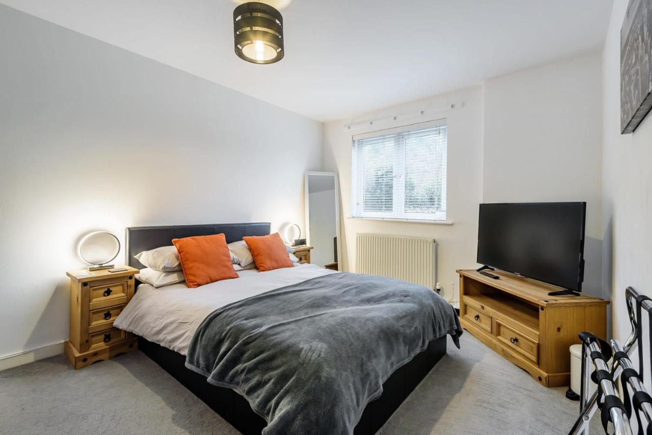 Stylish 2 Bedroom Apartment, Central Exeter, Parking On Site מראה חיצוני תמונה