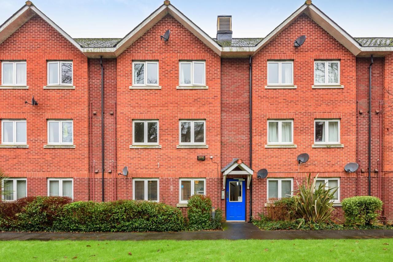 Stylish 2 Bedroom Apartment, Central Exeter, Parking On Site מראה חיצוני תמונה